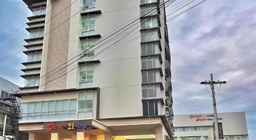District 21 Hotel Iloilo Extérieur photo